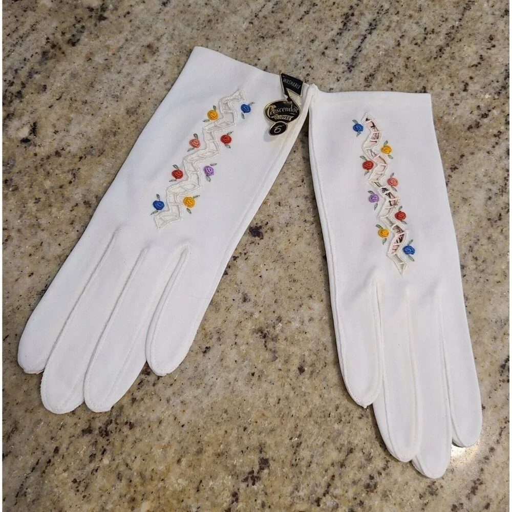 New! Women's Size XS-S 6 White Colorful Flower Cutout 8